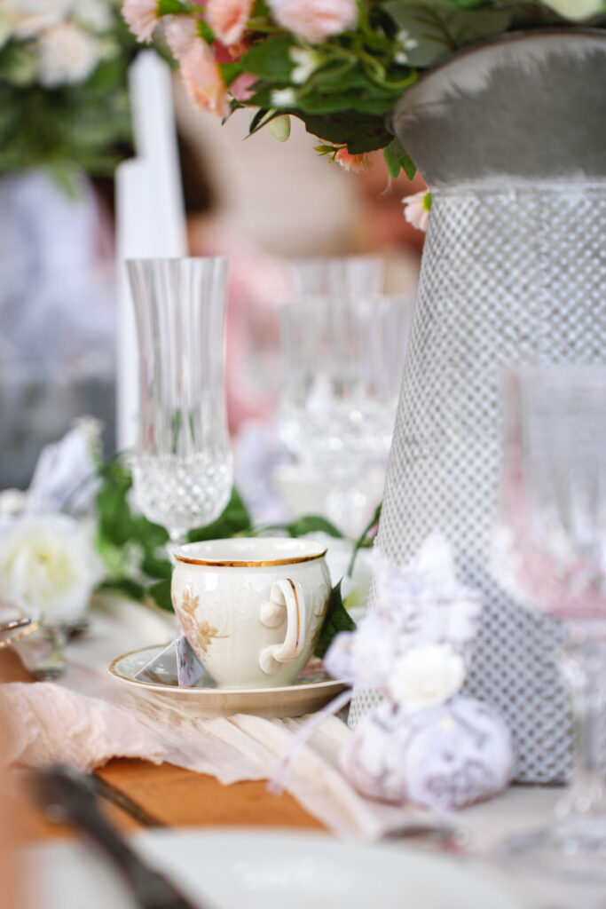 La table de réception des mariés en photo lors de leur mariage à Plaisance du Touch
